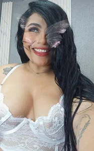 kiana_cream i love my smile Pic 3