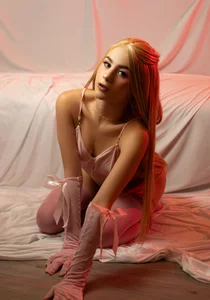 ChloeLaurentt Chloe in pink Foto 3