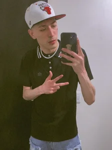 ashton_myers15 Public slika 4