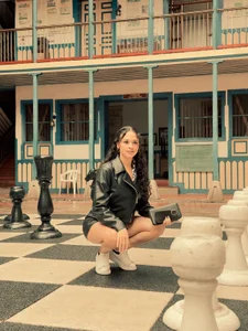 PaulinaSaint A walk in the mountains Bilde 3