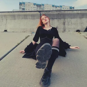 julielourens Public صورة واحدة|julielourens Public صورتان|julielourens Public  2 صور|julielourens Public  2 صورة