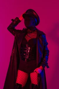 Reed_Fox sharp heels and a leather raincoat  9টি ছবি