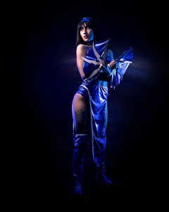 jessi_lemuss Kitana ready to play Foto 4