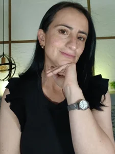 BrendaCantorelMy jeans and my beautiful presence 🌹💋 Bild