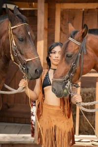 helen_vidal2のWILD COWGIRL 🐎🔥の 7枚の写真