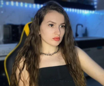 -RED_HAT-masha))图片