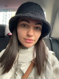 SaraLow 😍 รูป  2