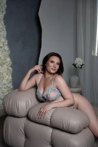 Lexie_pearl hi there xoxo - {count, plural, one {תמונה אחת} two {שתי תמונות} many {# תמונות} other {# תמונות}}