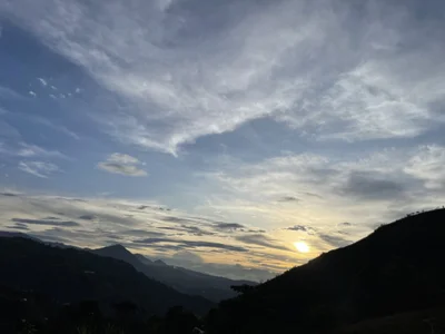 Michelle_Narvaez I'm the happiest girl watching the sunsets I love the countryside and you 🌄🥰 Pic 3