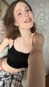 fun on the bed de MargaretShyandSkinny  4 Imagens