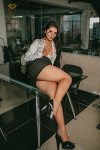 Kimm_khalifa Your trusted secretary Pic 2