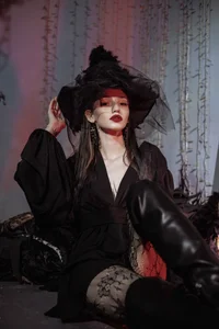 SophieCatty Your witch Bilde 4