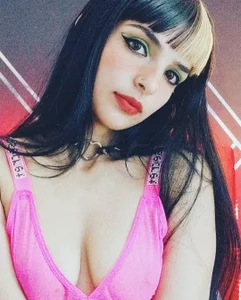 charllotee_dark sexy for you Pic 2