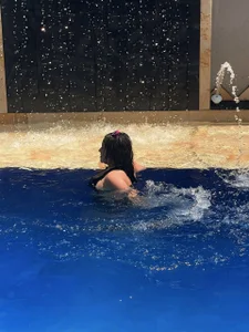 Cristal__04 Public Pic 4