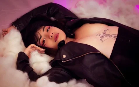 DakotaMoonn more content of me 사진 2