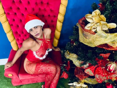 Lucia_Spear I'll be the bomb! that this Christmas you will want to taste! Pic 8