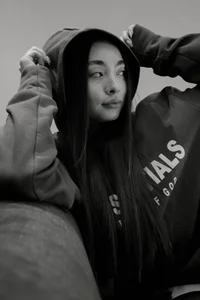 Whithe and blck session de AlinaKravitz  2 Imagens