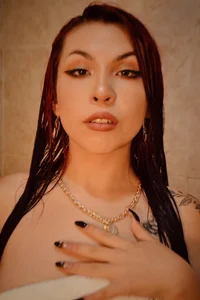 EmmaRusso SHOWER TIME Pic 3