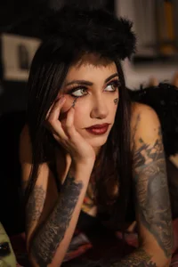 Ema_Jonees Happy Halloween! Pic 2