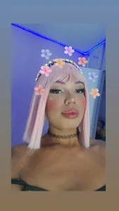 Aishasexy18 kiss Pic