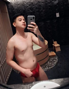 ภาพนู้ด XXX ของ MASTERDOM_ASIAN 1 รูป