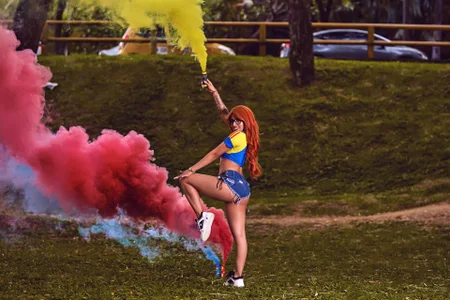 MadelaineJones July 20th💛💙❤️ Pic 3