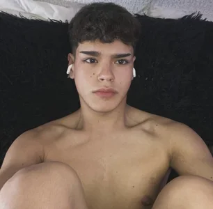 kevin_andrew08 Fuck me!! 🥺🥺 Poză 4