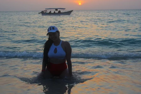 amara_lincont thank you all for helping me fulfill my dream (travel to the beach) 사진 8