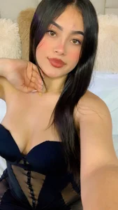 Jaslyn__Smith pre birthday 🙈🥴🥺💋 Foto