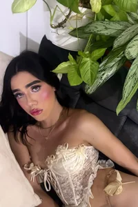 NEW DAY❤🍒 de GeorginaSparkz  2 Imagens