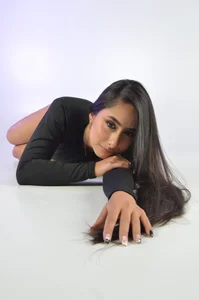 Julia_Martinez_ Body Art 💫 Pic