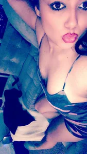 Veronica de BadAssVeronica  2 Imagens