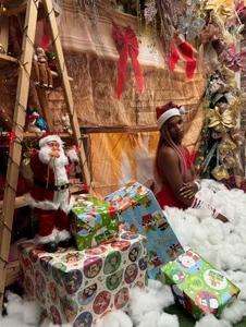 ari_monet merry christmas Pic