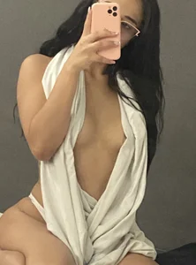 Sweet--Zoe 🤍🤍🤍 Pic 2