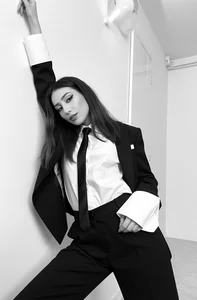 BlissArtX Black and White Look 圖片 7