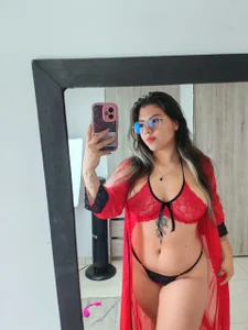 harper_ks Camisón rojo Pic