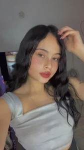 Hazel_Pink Public Gambar 3