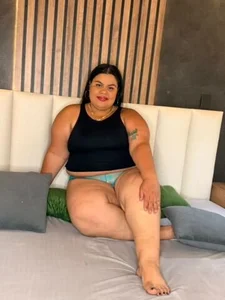 BritannyMonroe_ Public Kuva 2