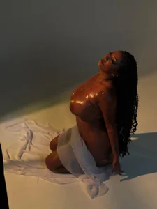 anahi_ryan_ A special Gift! ⭐💫  5টি ছবি