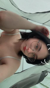 ColleenCube 🖤  5টি ছবি