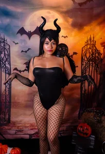 shelsyloreds Maleficamente sexy 🖤 Εικόνα 6