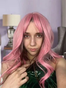 PetraHambelton Pink paradox 🎀 Pic 2