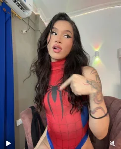 EnchantressFuckXxxのyの枚の写真