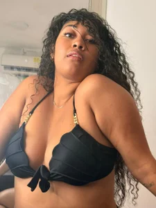 Brenda-Rousse Hot girl 🔥 Poză 2