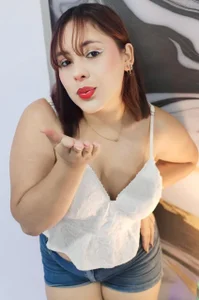 Lissa0187 White Kuva 2