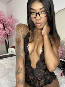 Zdjęcia CahitlinBell 🫵🏽:  5