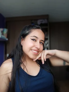 Tiphany_tay Public slika