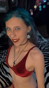 Candy-apple Public Pic 8