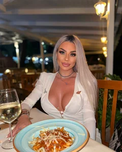 Russian_Ava kullanıcısının Hot Summer albümü -  4 fotoğraf