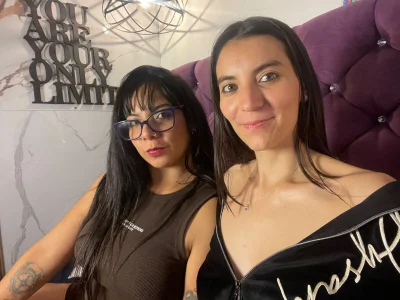 Valkiria-and-Dioneのwe are the best❤️😍の 4枚の写真